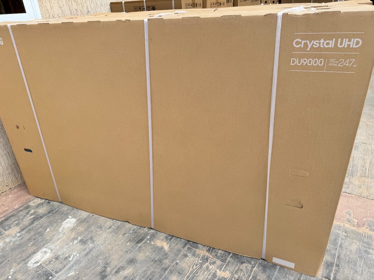 Samsung UE98DU9000UXXU 98Inch DU9000 4K  UHD