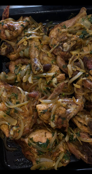 Poulet rôti avec alloco ou fri