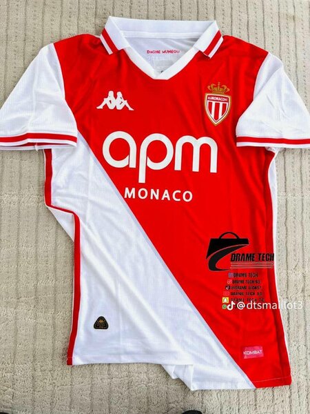Maillot de football rouge