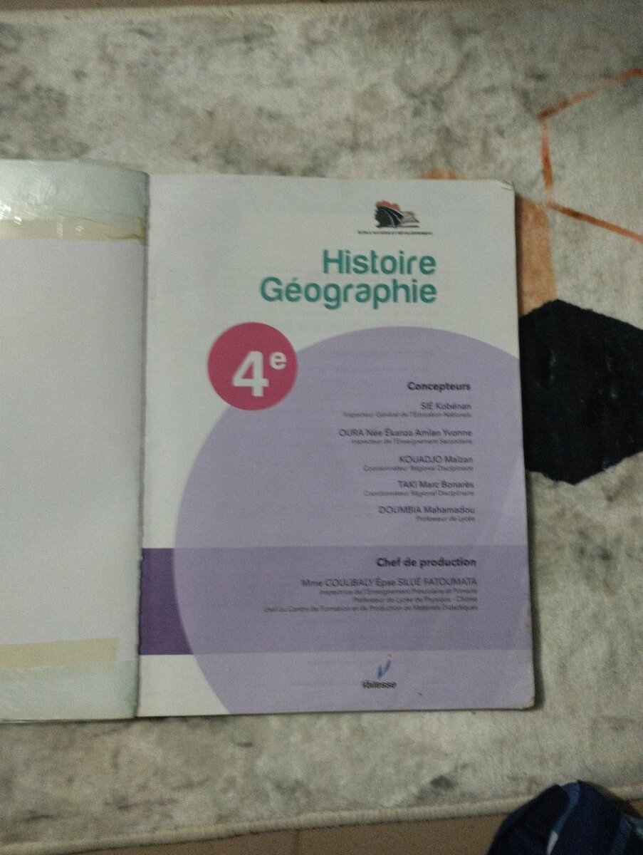 Manuel Histoire Géographie 4e