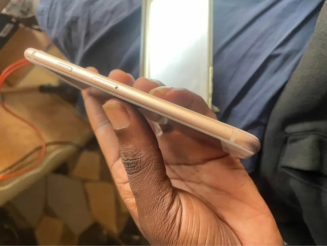 iPhone 8 32GB Argent