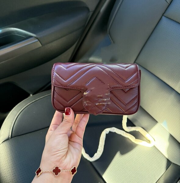 Стильная красная сумочка, через плечо