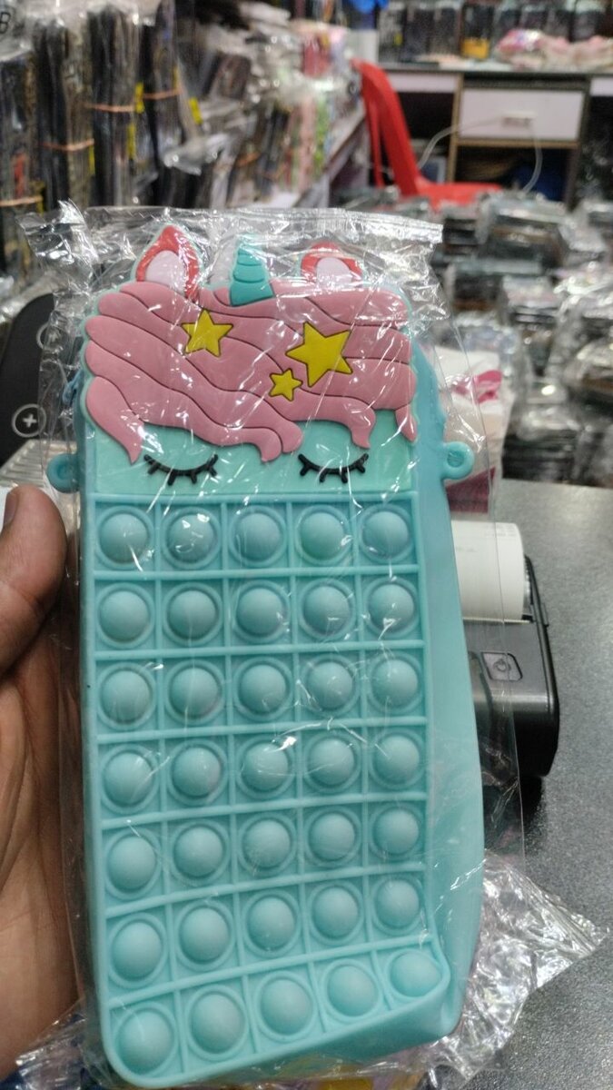 Universal case
