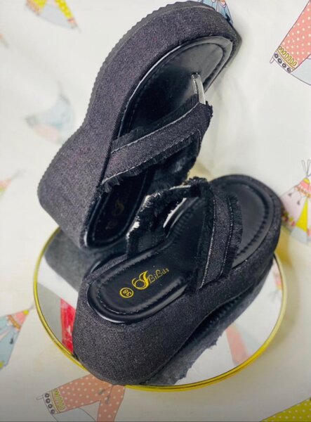 Bijoux dorés tendance