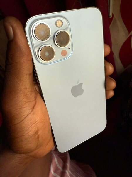 13 pro max 128gig neatly used