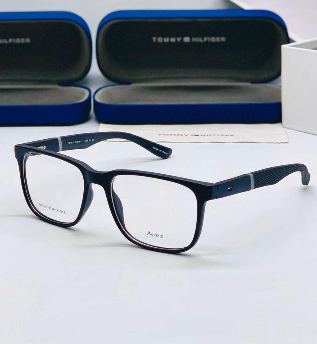 Tommy Hilfiger Glasses Frames