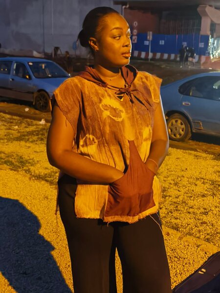 Haut à capuche en coton tie-dye