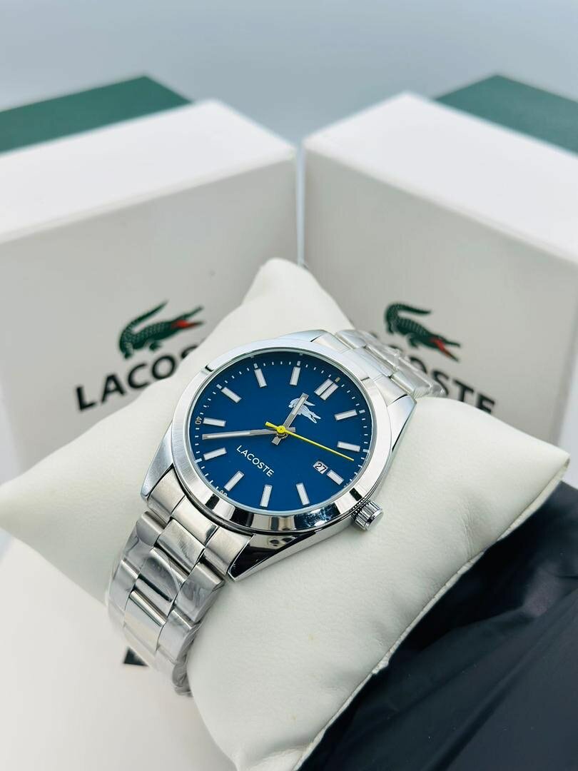 Montre Lacoste