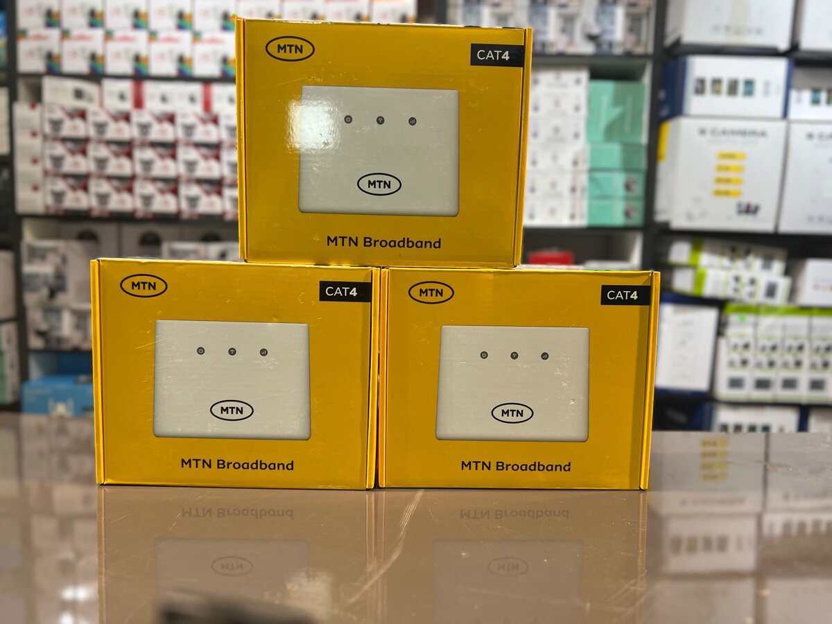 Unlocked MTN ZTE Router with power bank(accepts data sim)