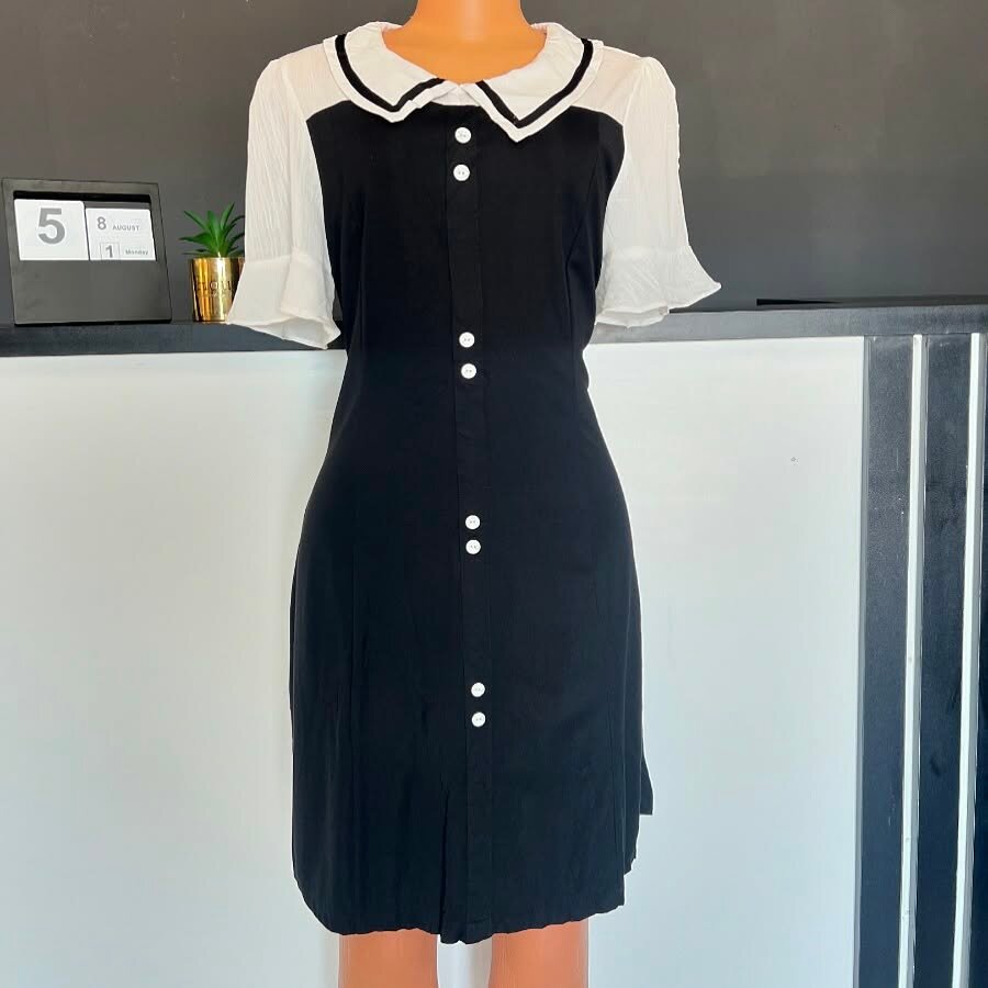  women's beautiful dress 