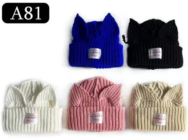 Bonnet tricoté oreilles chat