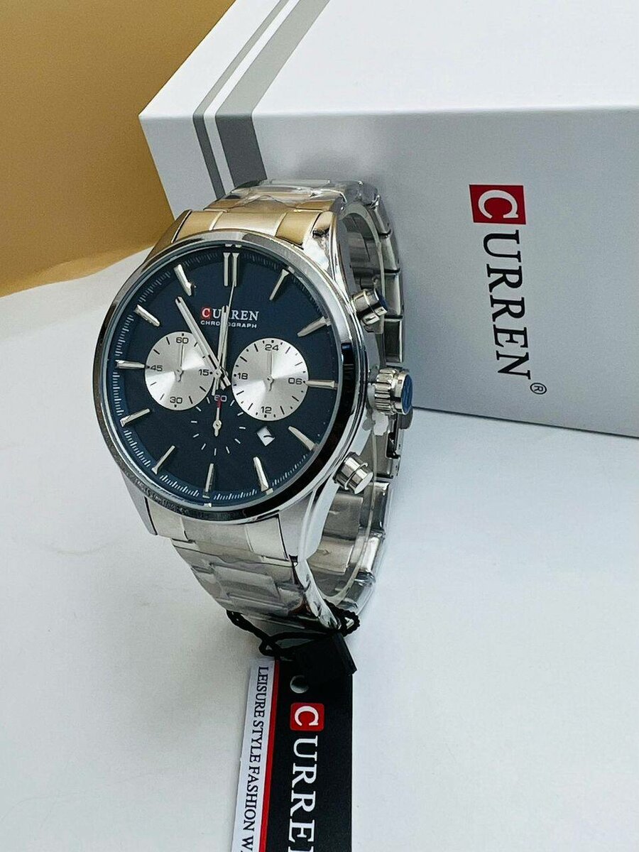 Montre de luxe disponible