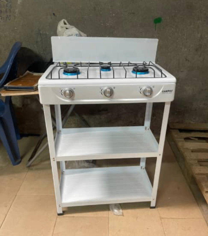 Cuisinière à  3 foyers