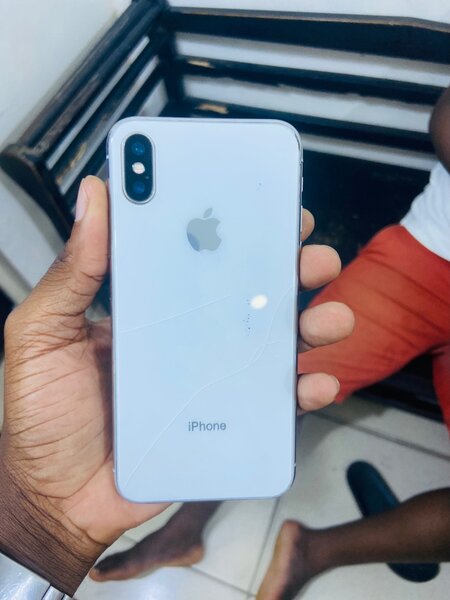 iPhone X / Bloqué sur ICloud