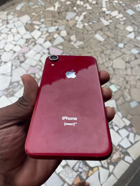 iPhone XR