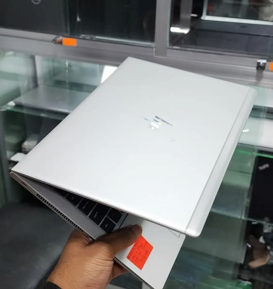 HP ELITEBOOK 840 G6 (preowned)