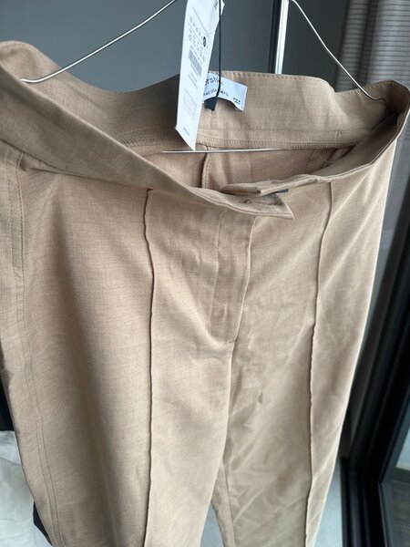Pantalon élégant beige femme