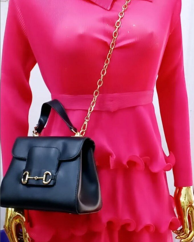 Black bag, long chain handle