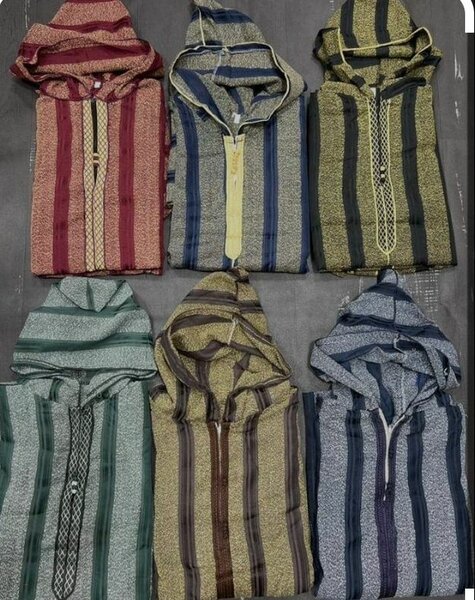 Poncho ethnique à capuche