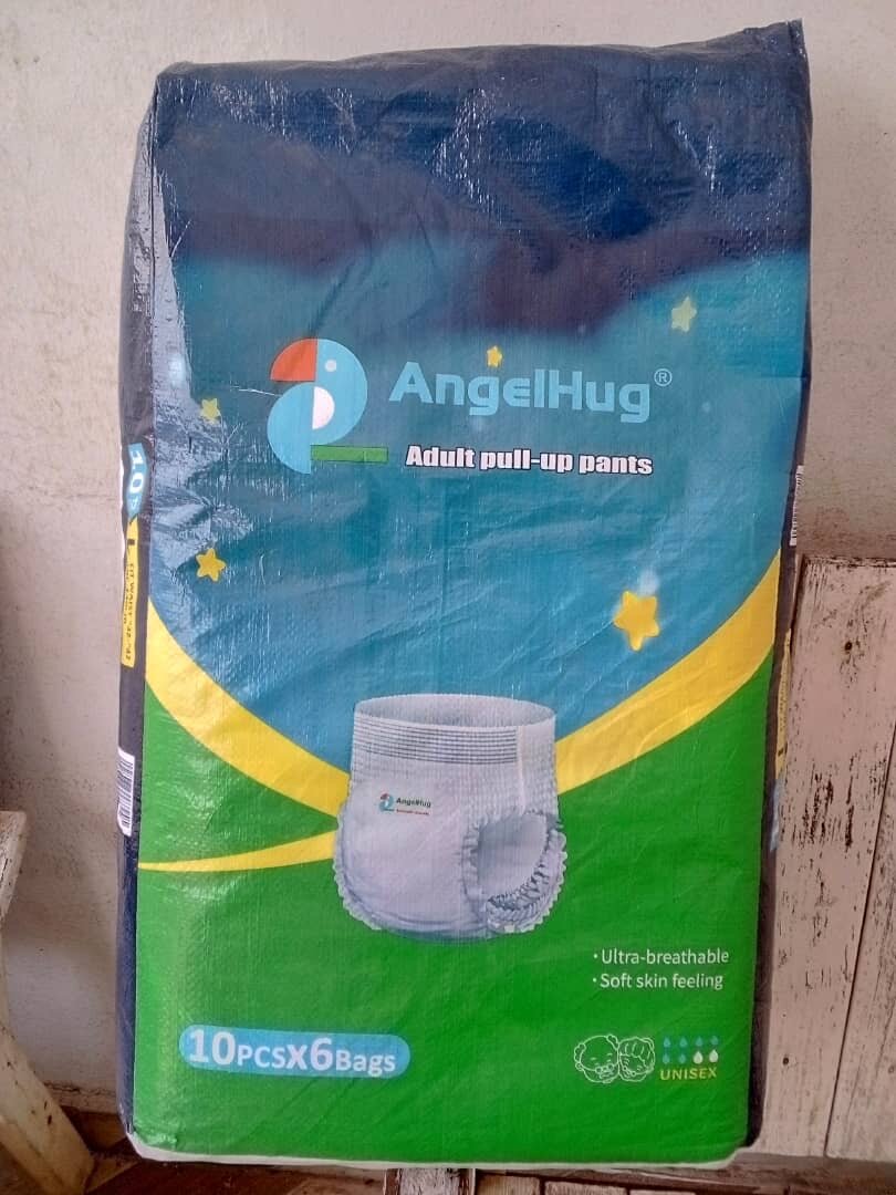 Couche Adultes Absorbantes