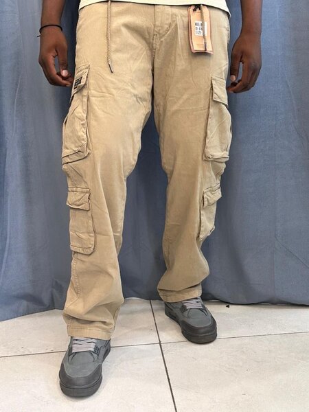 Pantalons cargo style urbain