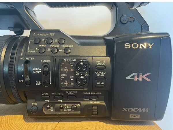 Caméra Sony 4k PXW Z100