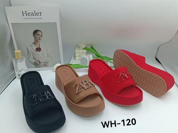 Sandales compensées colorées