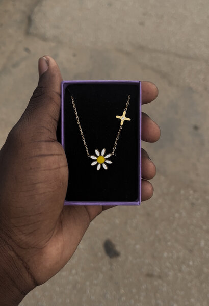 Collier pendentif chic doré