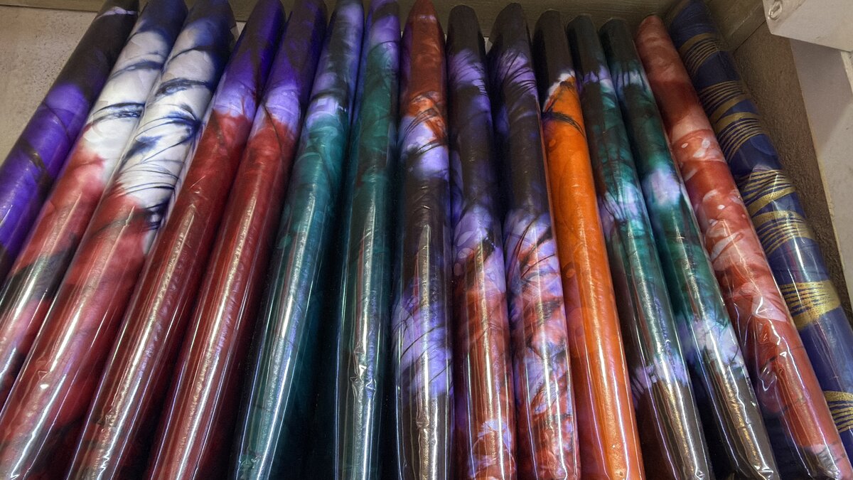 Tissus Tie-Dye Colorés