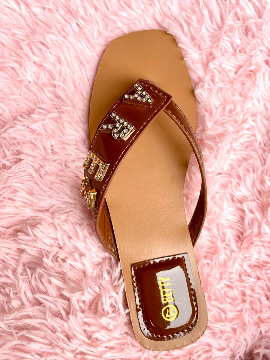 Betty Arez Flat Slippers