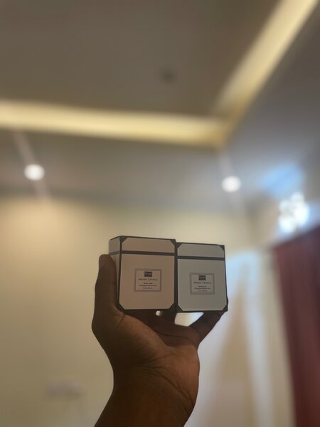 Menahem Aromatherapy Scented candle