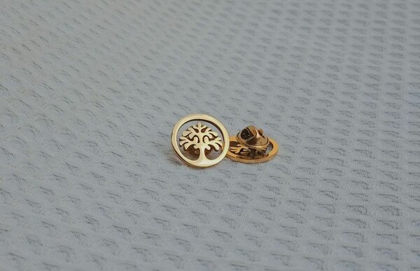 Timberland lapel pin