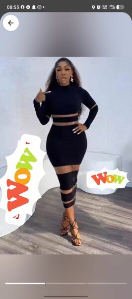 Robe moulante noire élégante