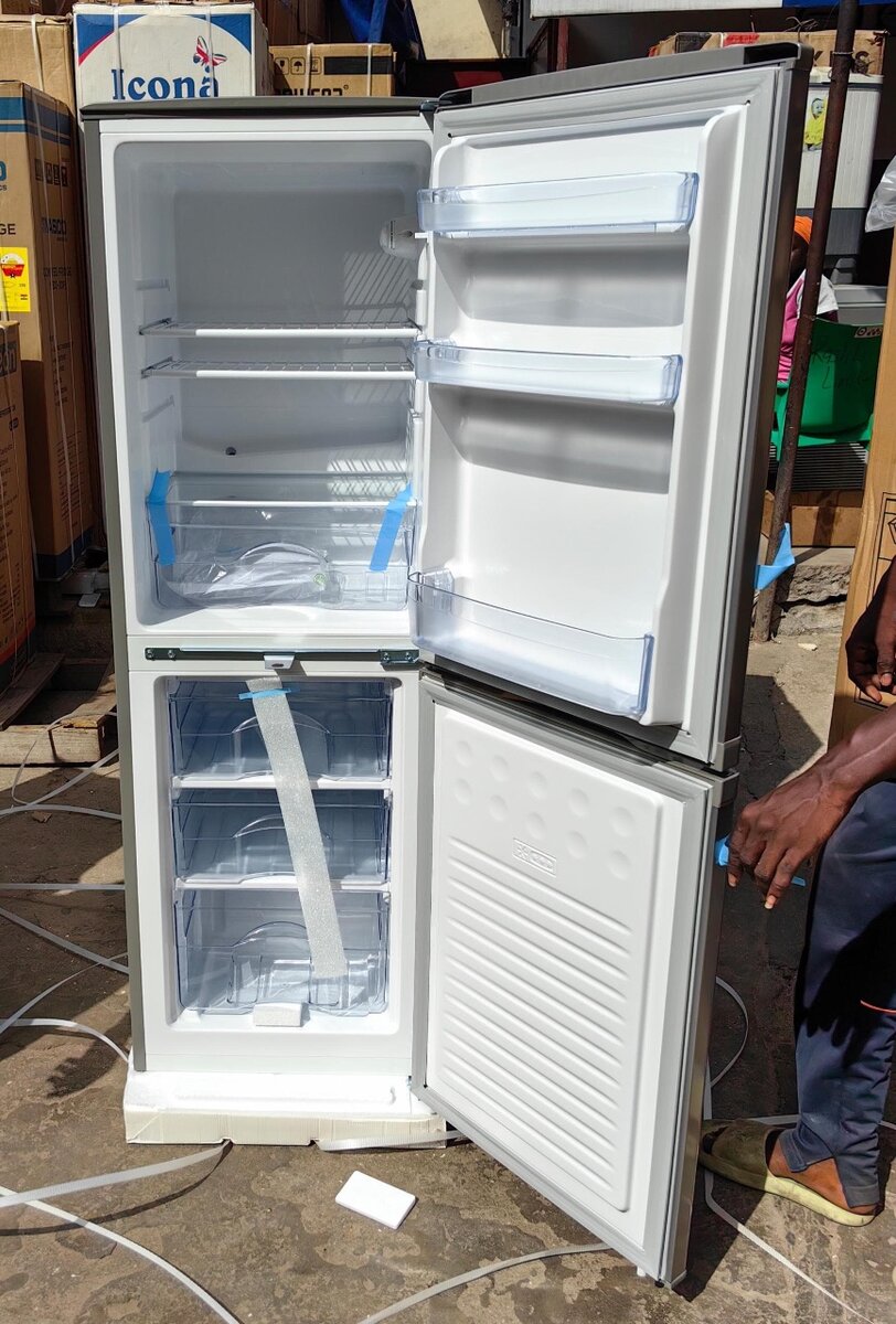 Nasco 2-20 Bottom freezer Refrigerator