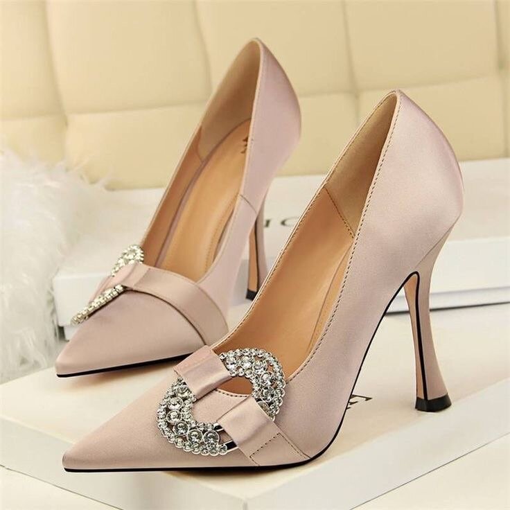 Ladies heels