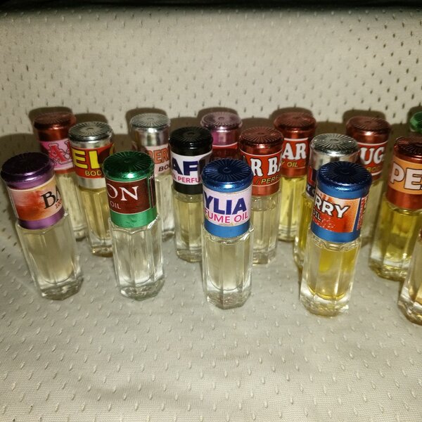 Parfums à base d'huile