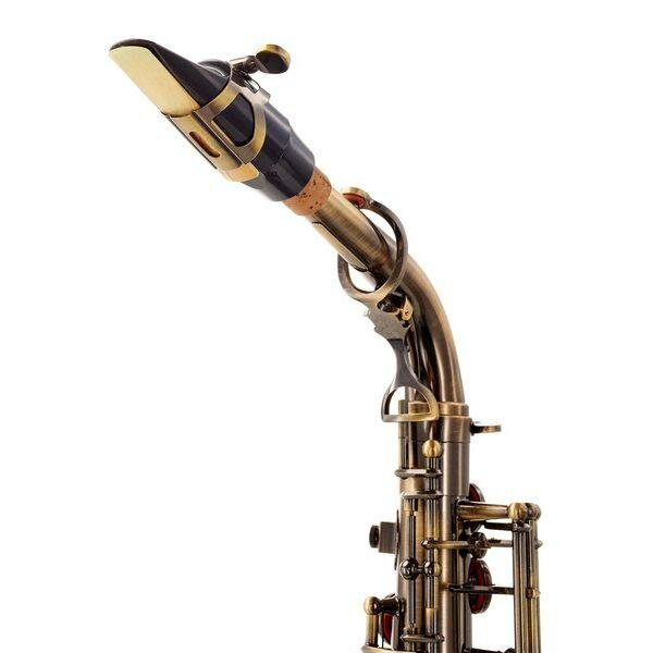 Saxophone alto antique