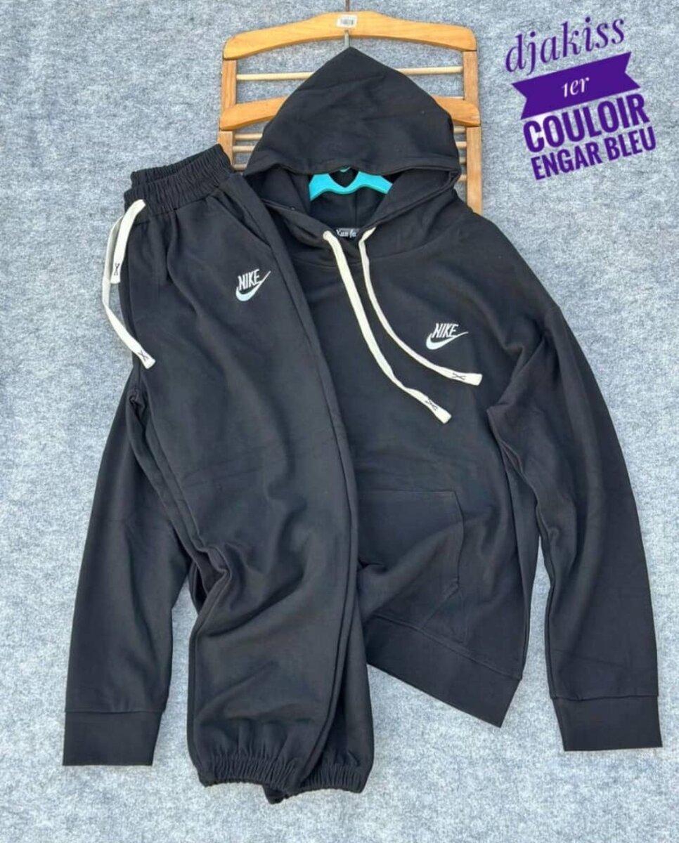 Ensemble de survêtement Nike