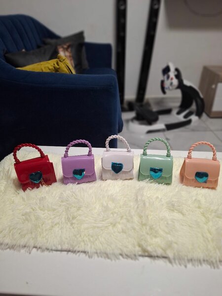 sacs pour filles et garçons