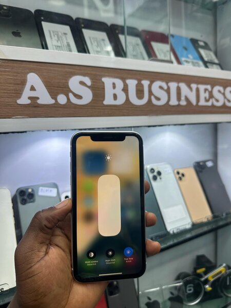 iphone 11 simple 128Go