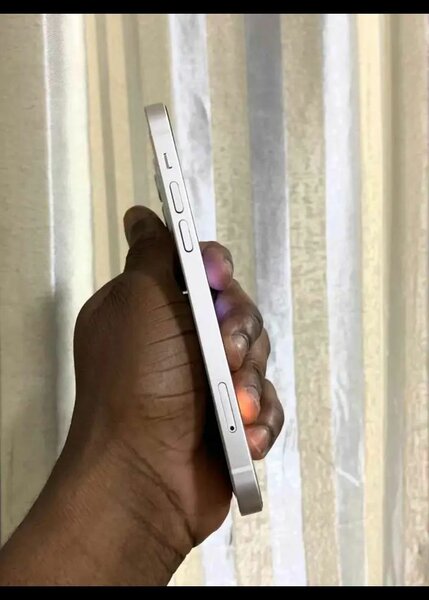 iPhone 12 64GB Blanc