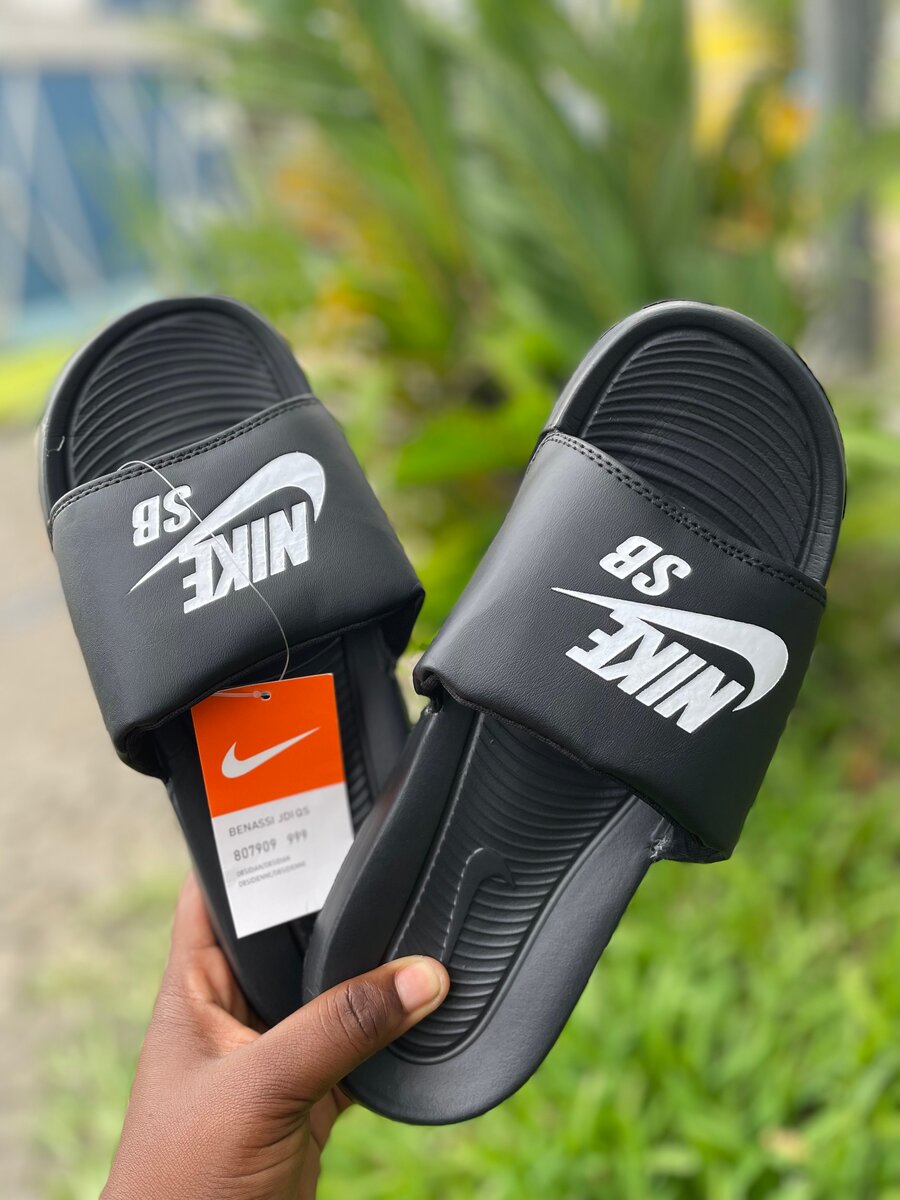 Claquettes Nike SB été