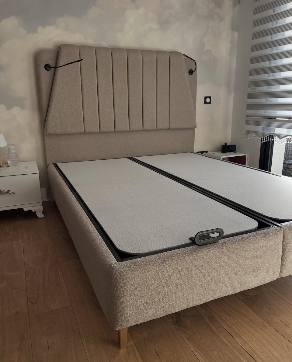 Lit coffre rabattable moderne