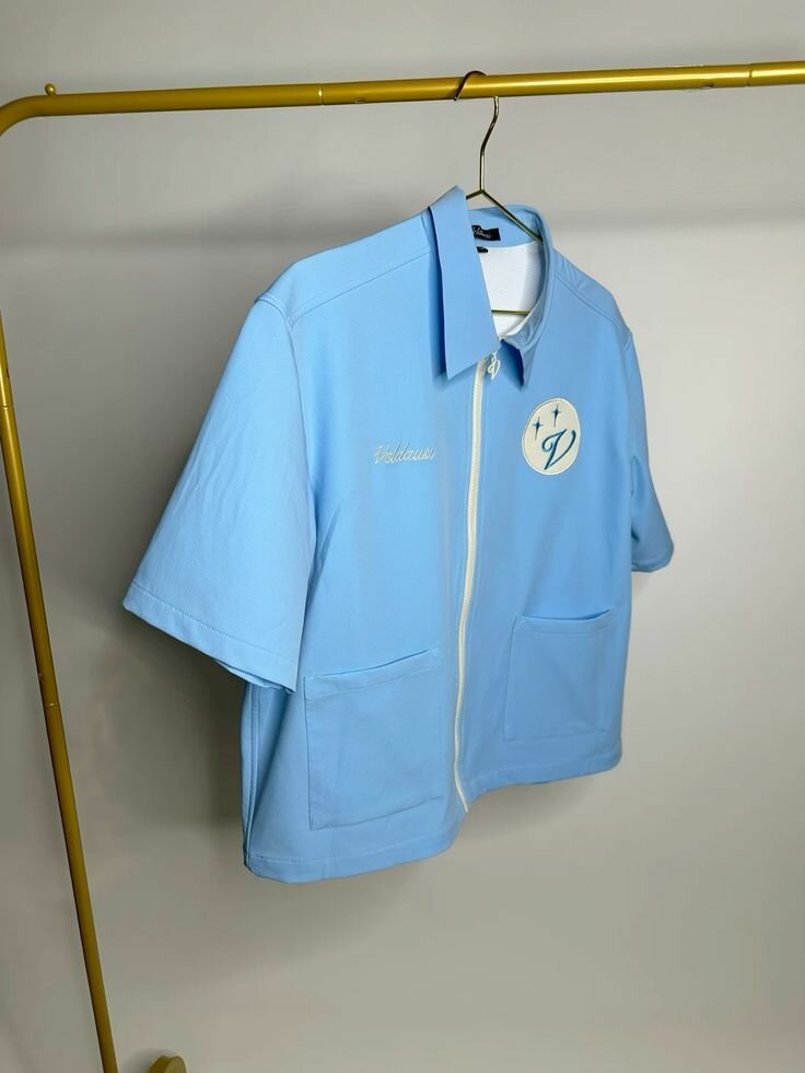 Chemise à manches courtes tendance