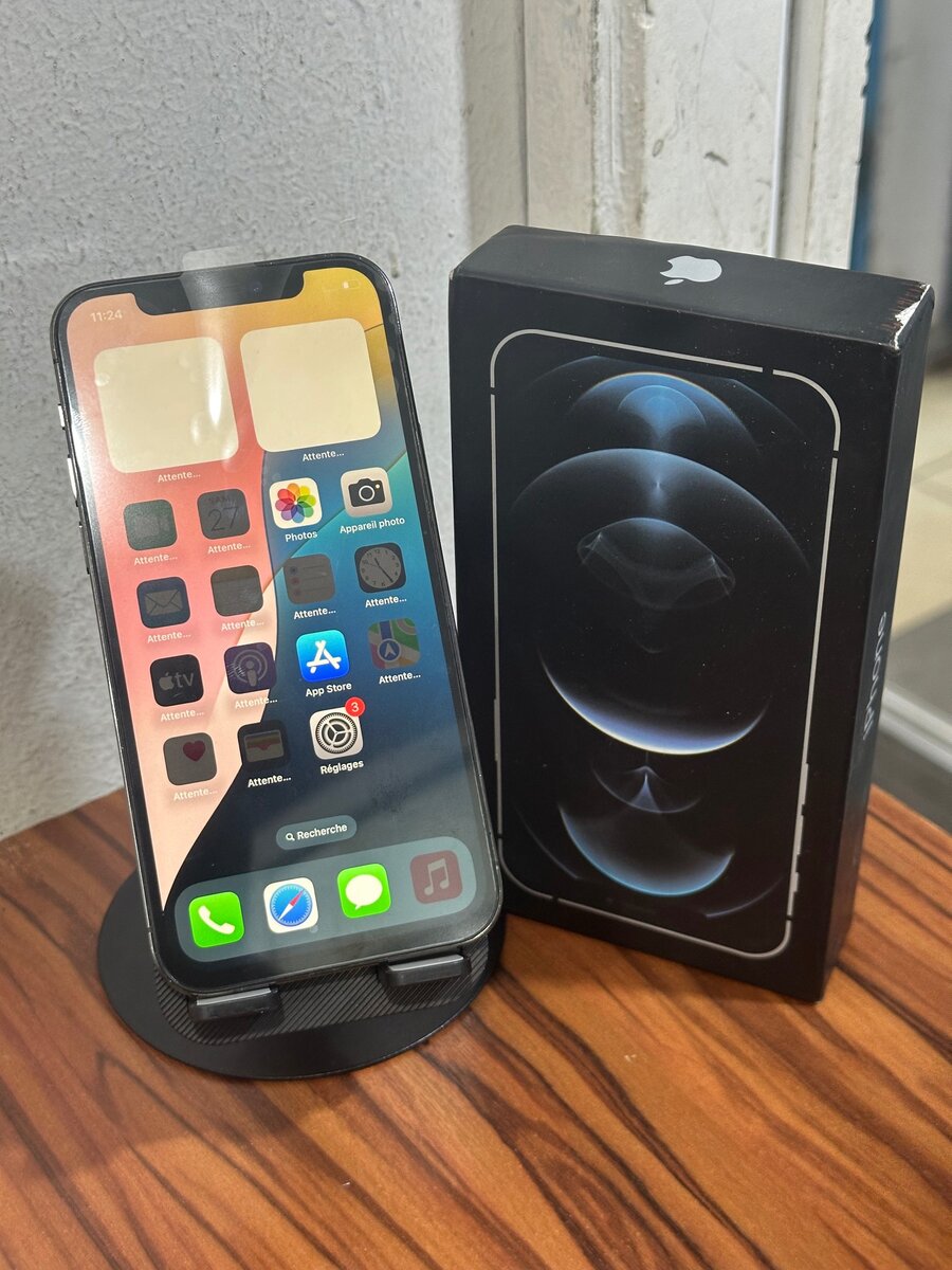 iPhone 12 Pro 128gb avec carton