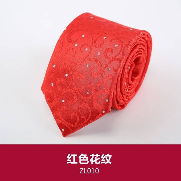 Cravate Élégante à Rayures