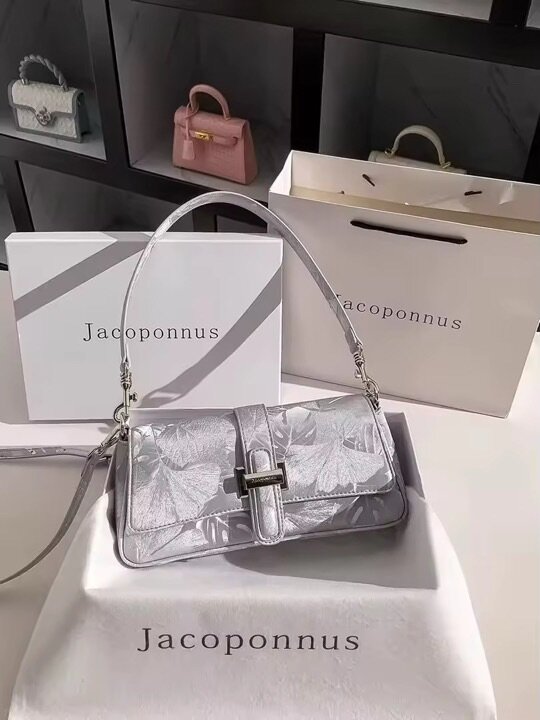 Sac à main en cuir élégant