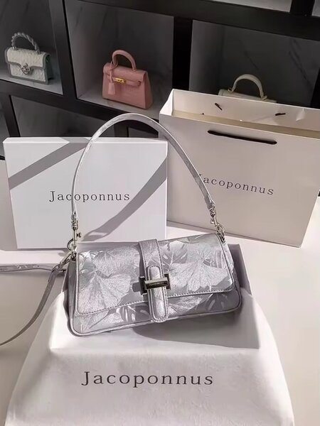 Sac à main en cuir élégant