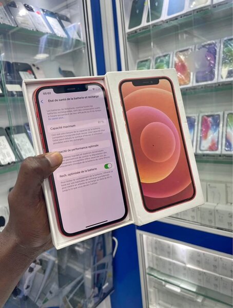 Smartphone dernier modèle, rouge