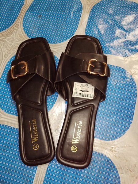 Sandales en cuir élégantes